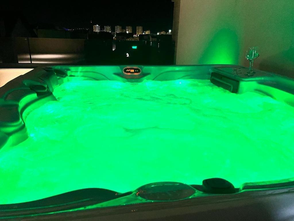 扎达尔Olive Oasis Penthouse With Jacuzzi公寓 外观 照片