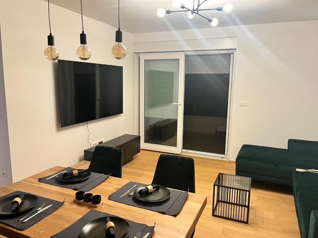 扎达尔Olive Oasis Penthouse With Jacuzzi公寓 外观 照片