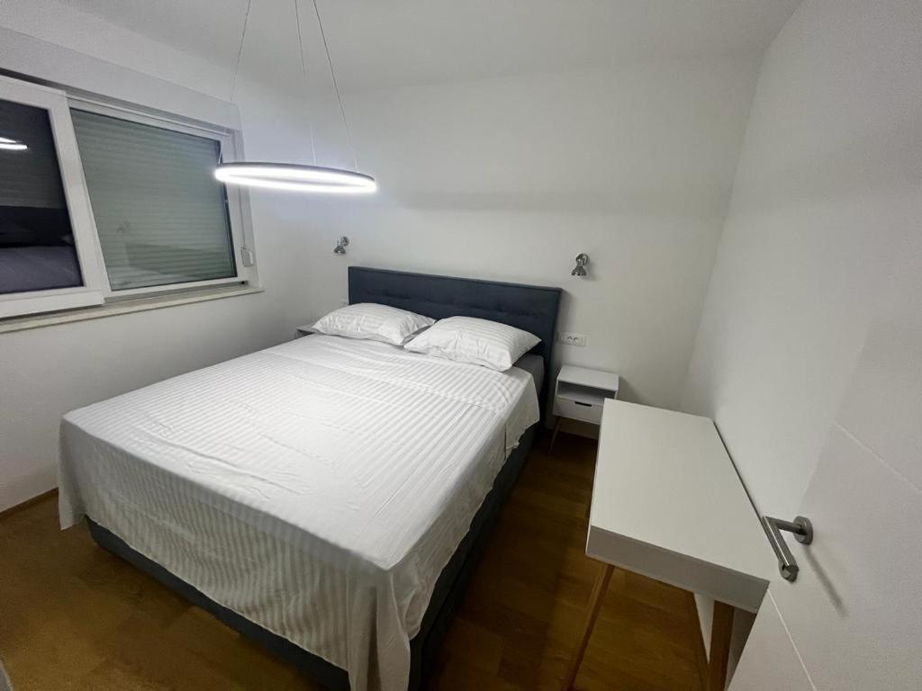 扎达尔Olive Oasis Penthouse With Jacuzzi公寓 外观 照片