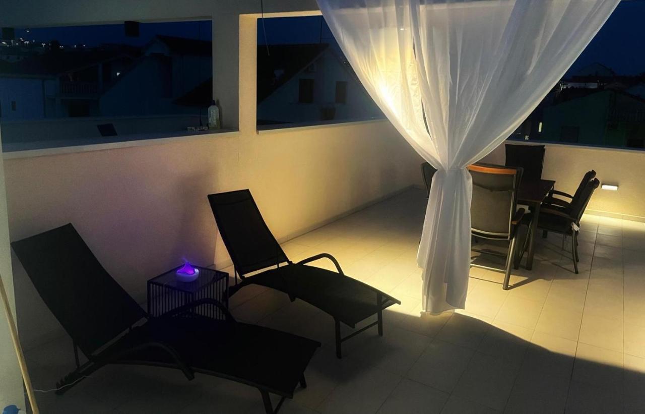 扎达尔Olive Oasis Penthouse With Jacuzzi公寓 外观 照片