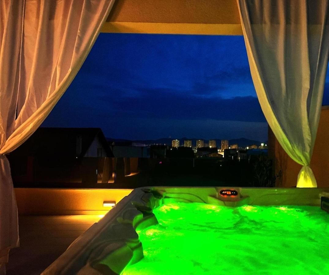 扎达尔Olive Oasis Penthouse With Jacuzzi公寓 外观 照片